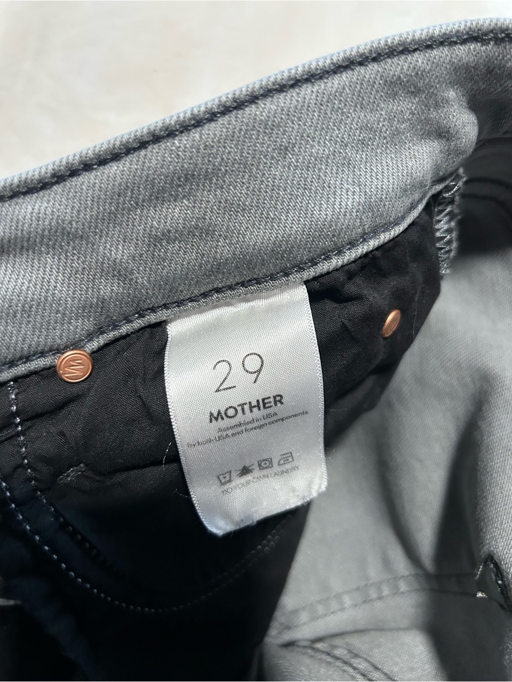 MOTHER The Rascal Ankle Fray Jeans - Picture 4 of 7